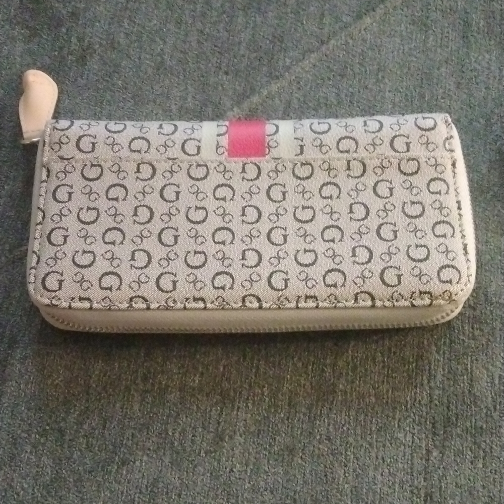 Wallet - Picture 2 of 8